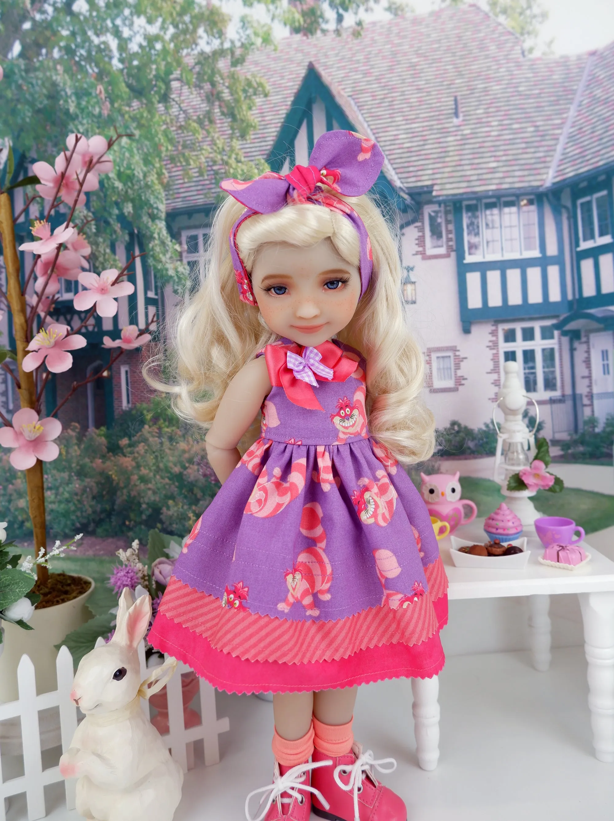 Cheshire Cat - dress with boots for Ruby Red Fashion Friends doll