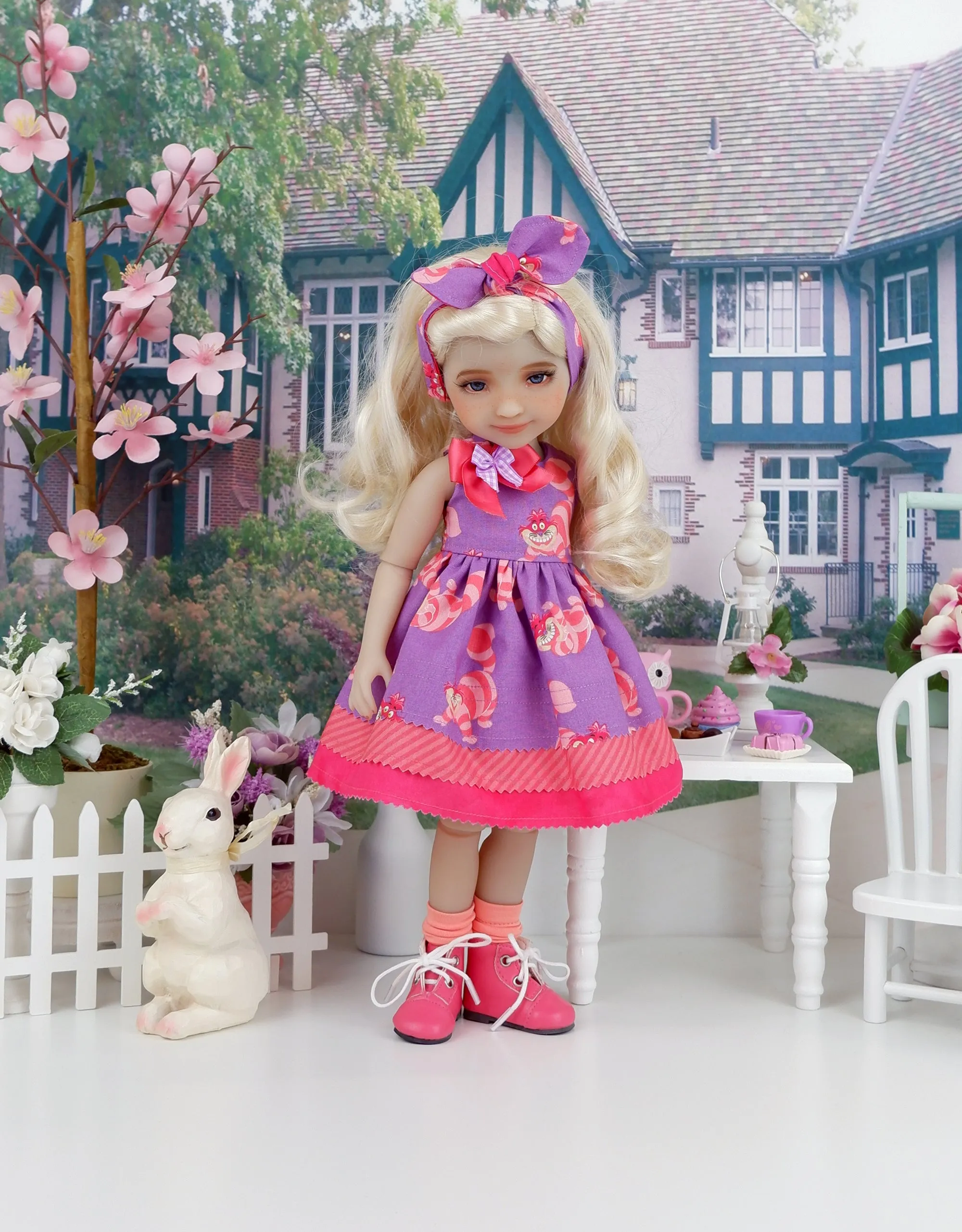 Cheshire Cat - dress with boots for Ruby Red Fashion Friends doll
