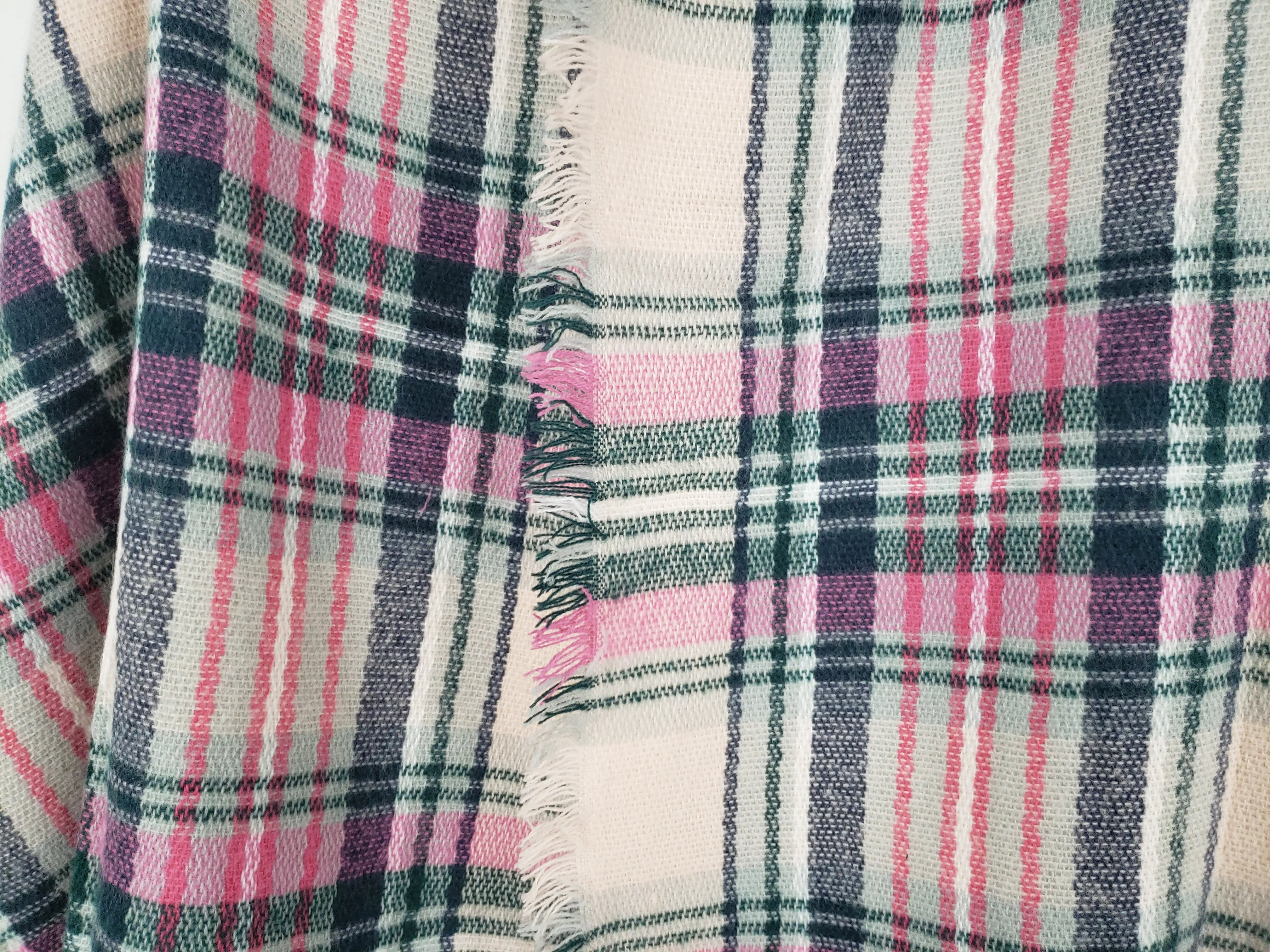 Fireside Plaid Scarf (Pink)
