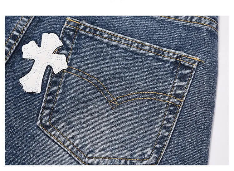 Jumbo | Straight Jeans with Cross Elements