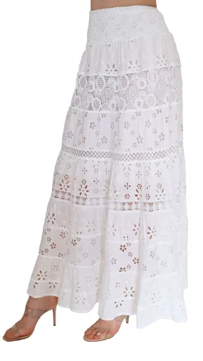 Lace maxi skirt with elastic waist
