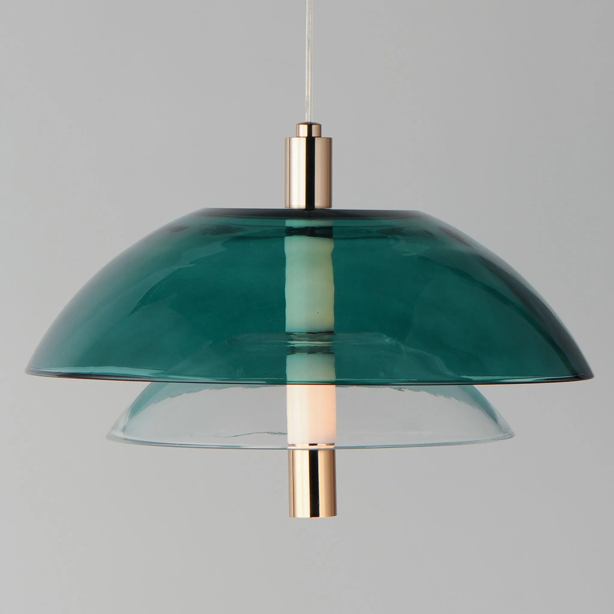 Maxim Arya Single Pendant