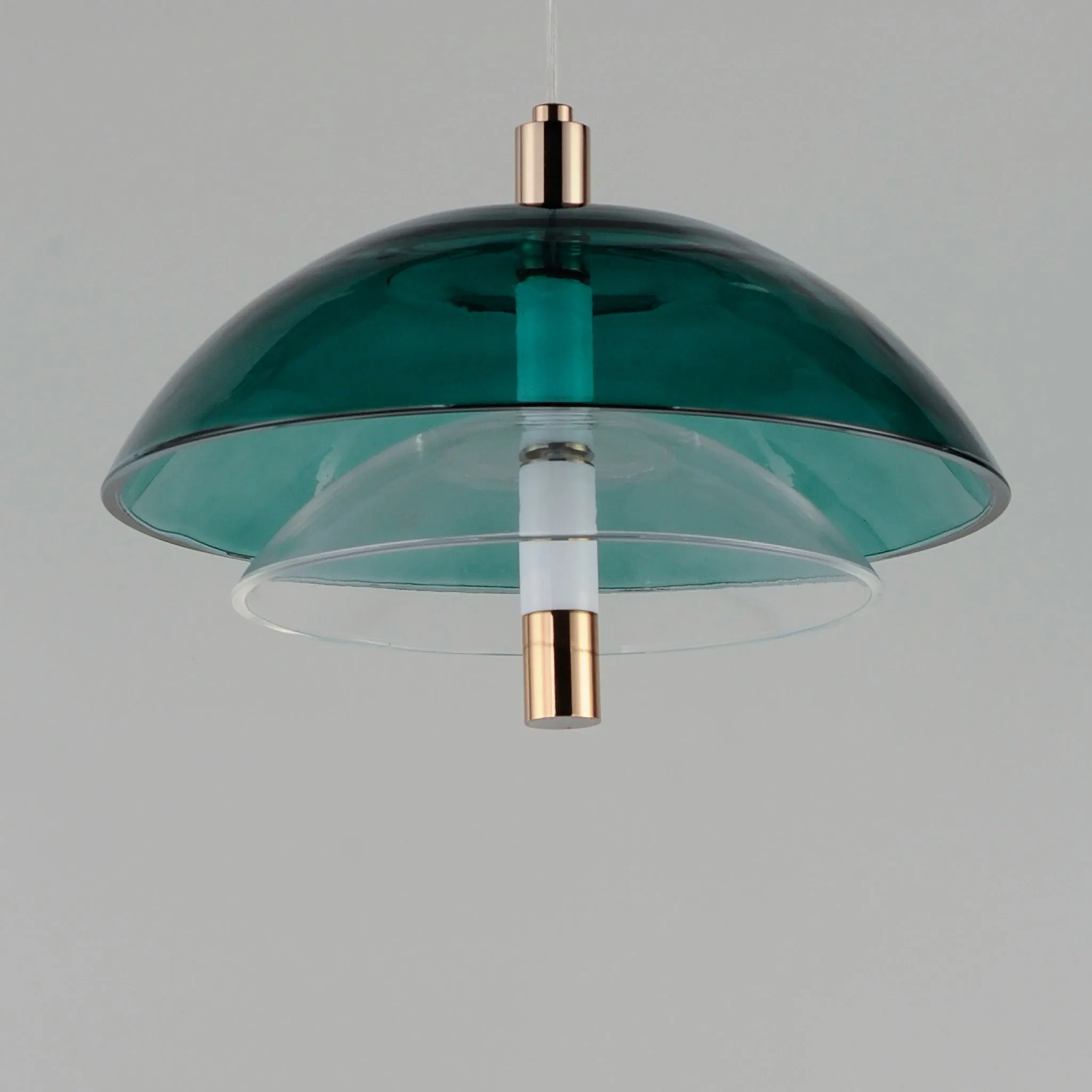 Maxim Arya Single Pendant