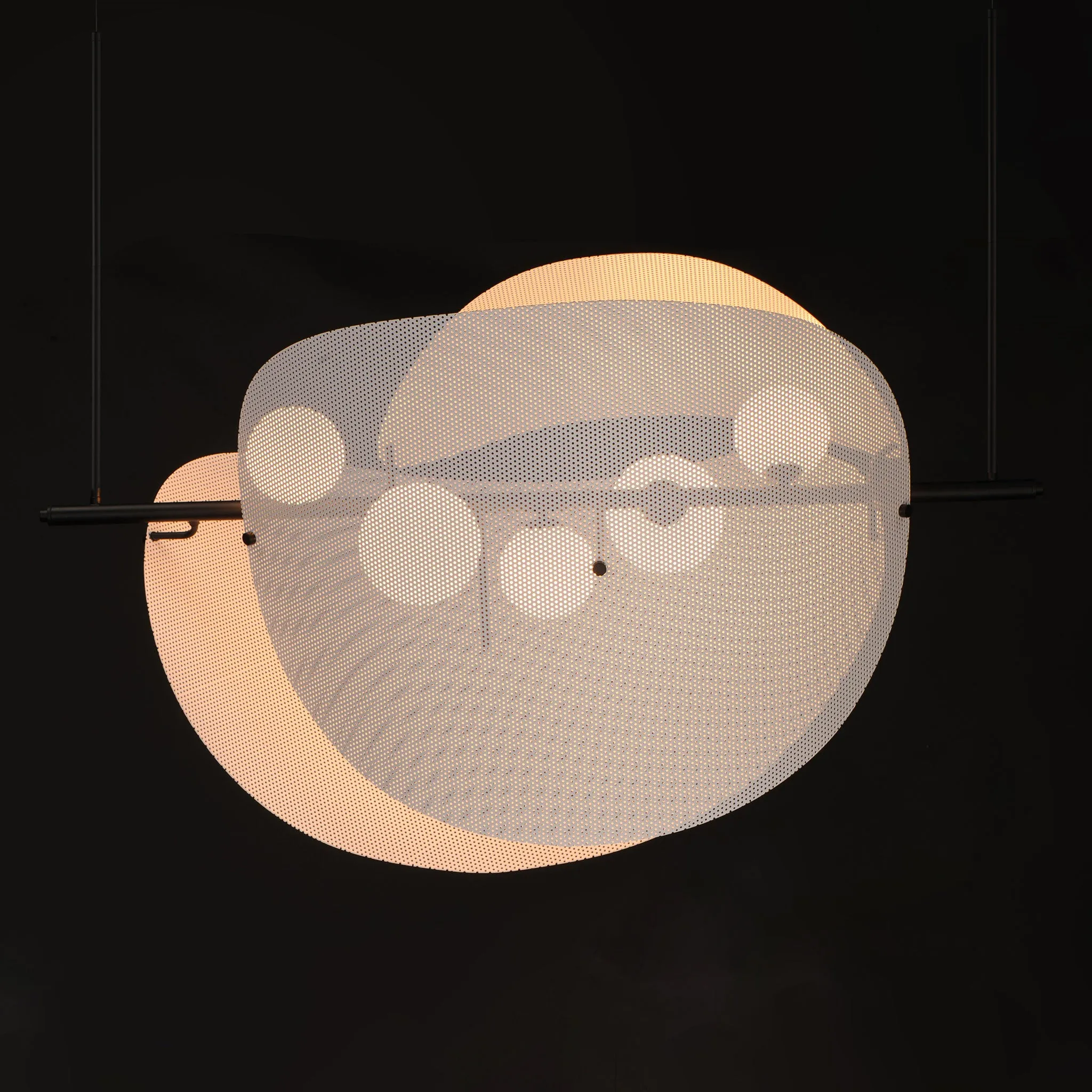 Maxim Chips Linear Pendant