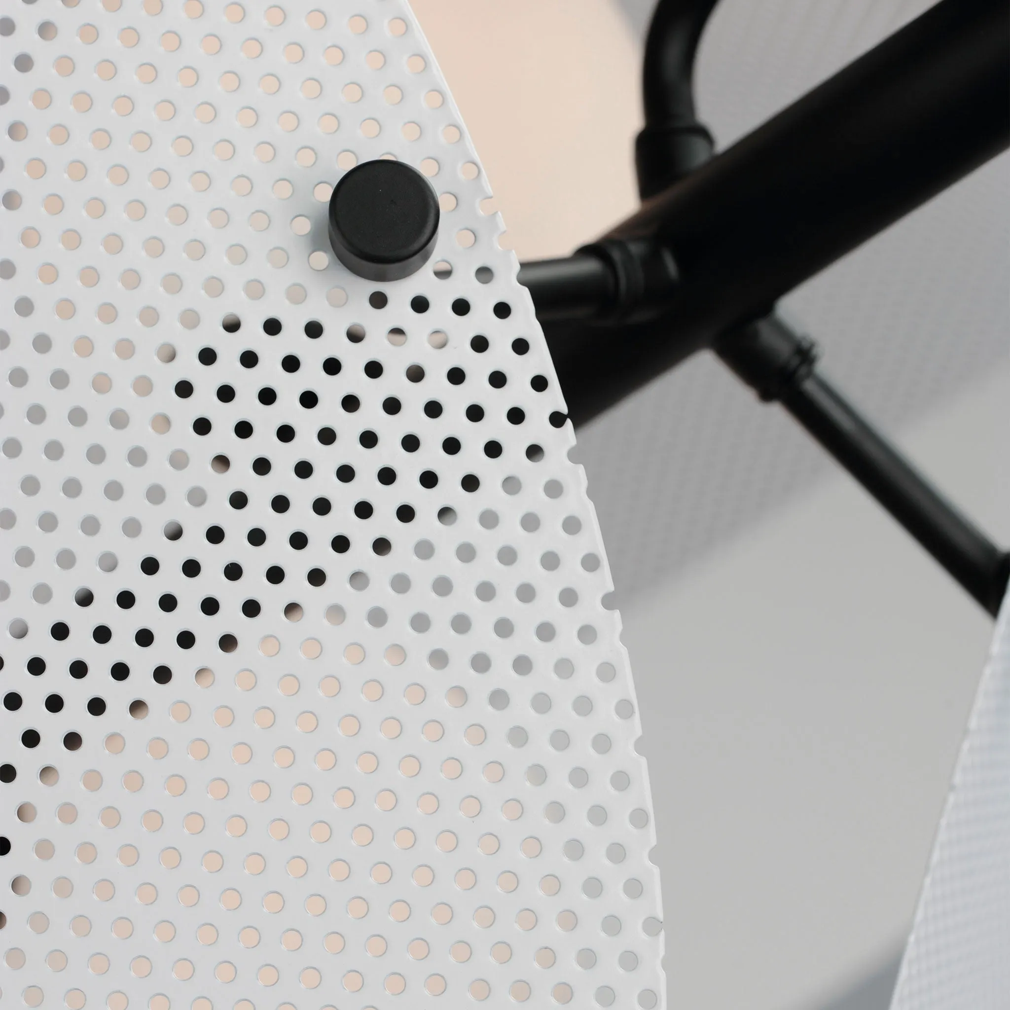 Maxim Chips Linear Pendant