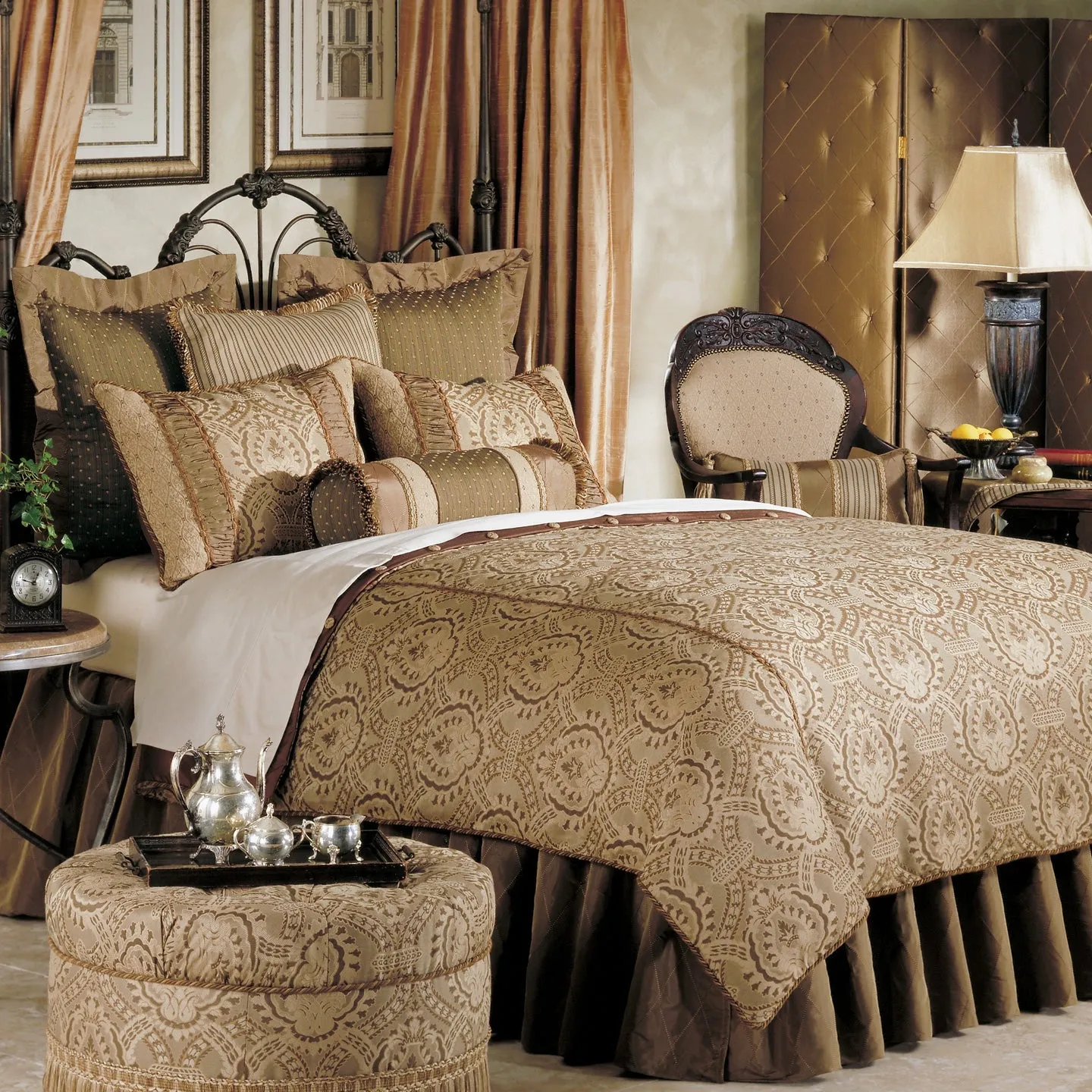Nottingham Damask Duvet Cover (Twin 63x88)