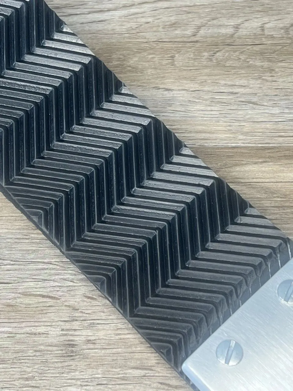 Serrated Tongue Ballistic Belt Slapper with Rubber Serrated Tread Pattern