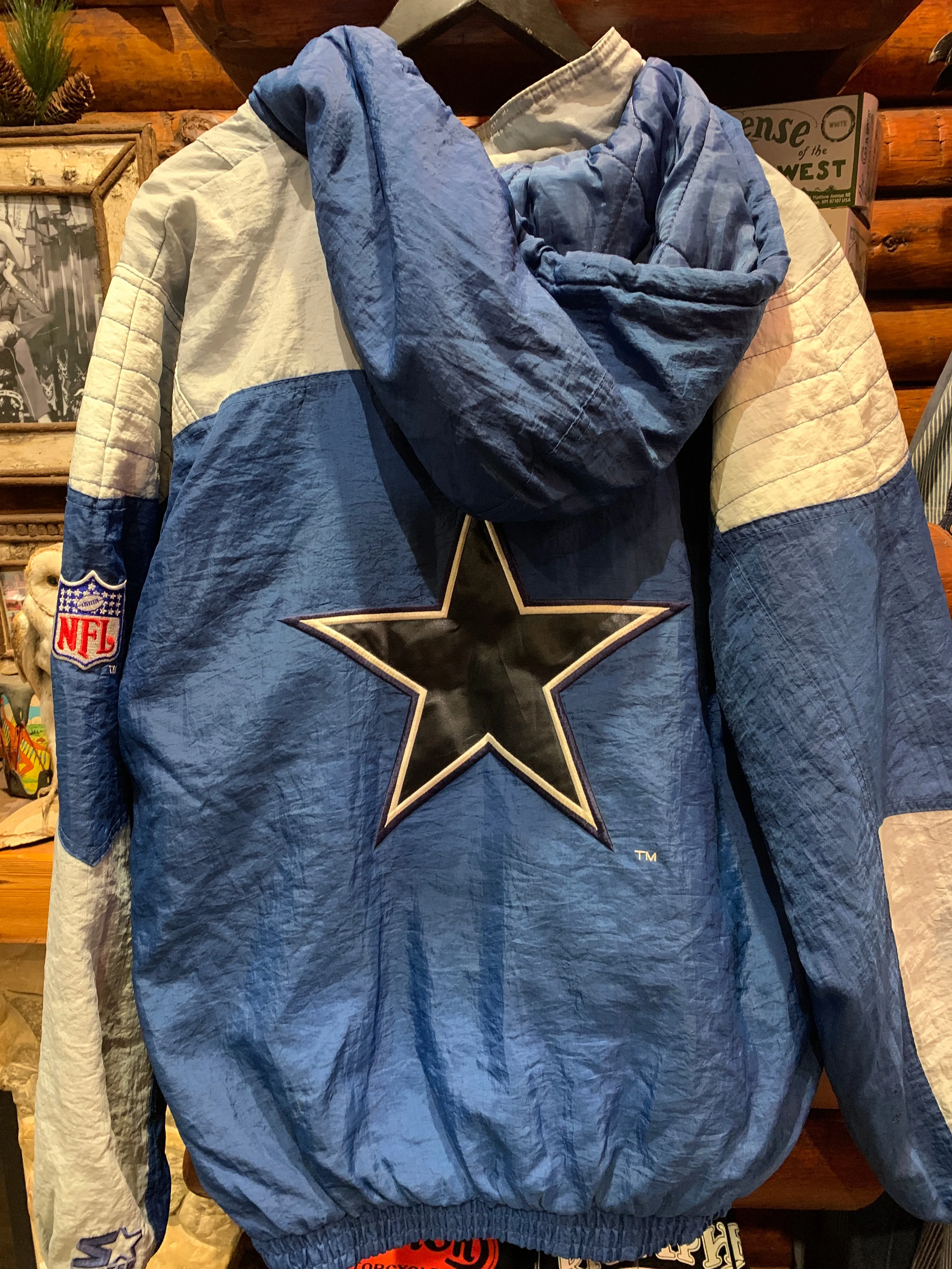 Vintage Dallas Cowboys Starter Puffer Jacket, Large. FREE POSTAGE