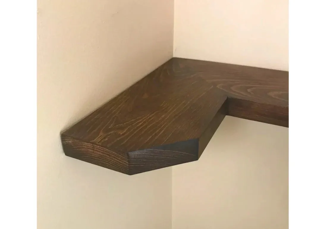 ZigZag Teak Wooden Hand Crafted Corner